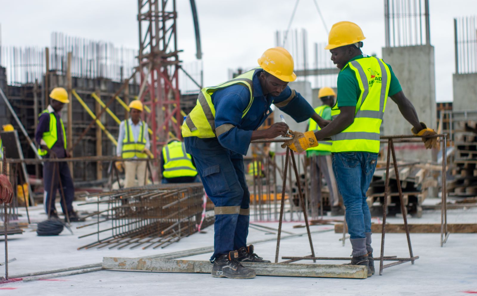 Construcții