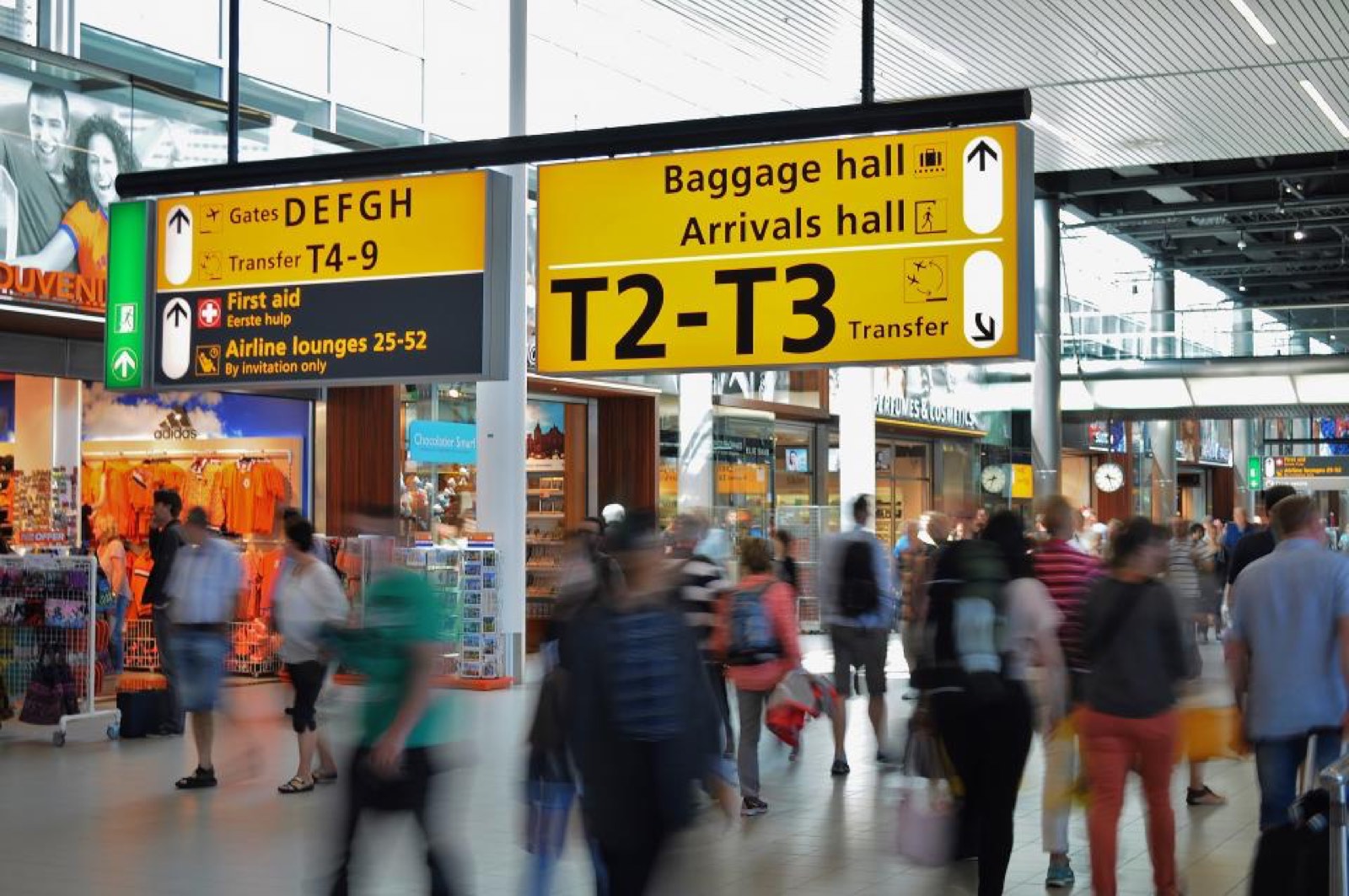 Transferuri la aeroport și la gară